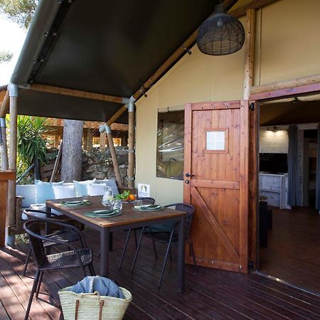 Camping Caledonia Tamarit Bagian luar foto