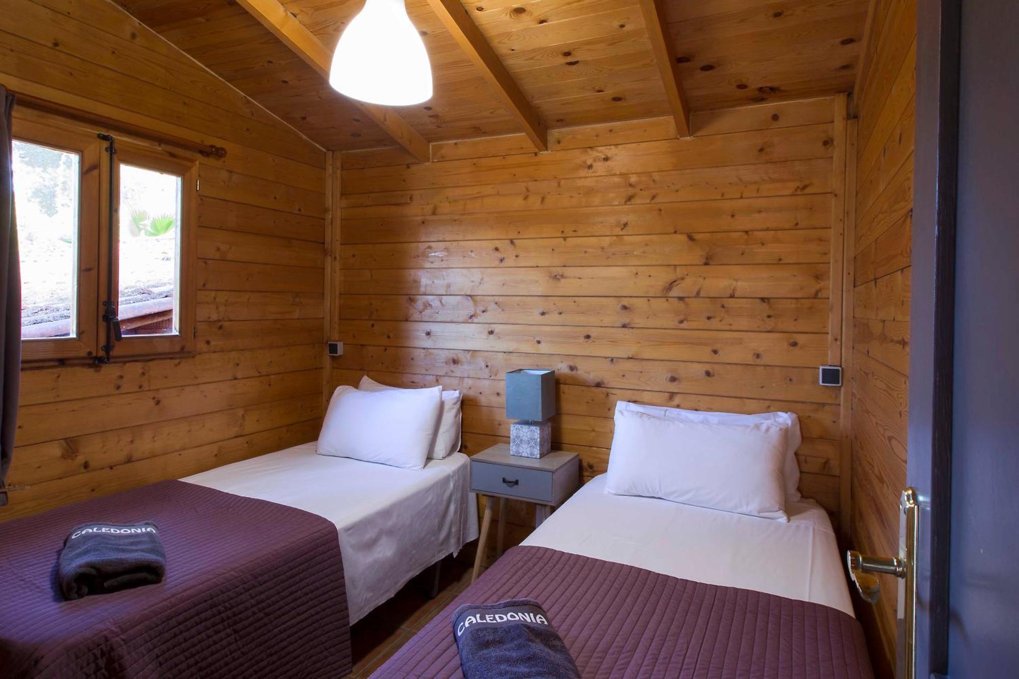 Camping Caledonia Tamarit Bagian luar foto