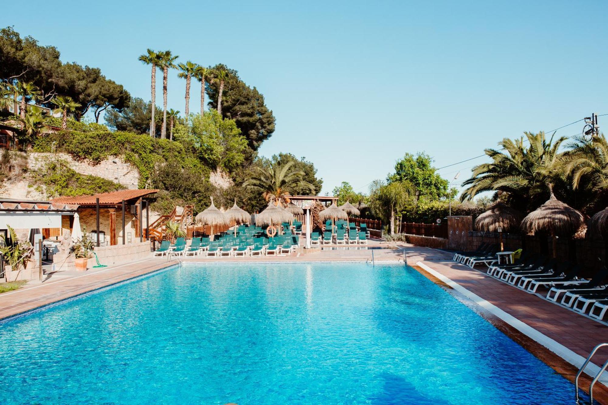 Camping Caledonia Tamarit Bagian luar foto