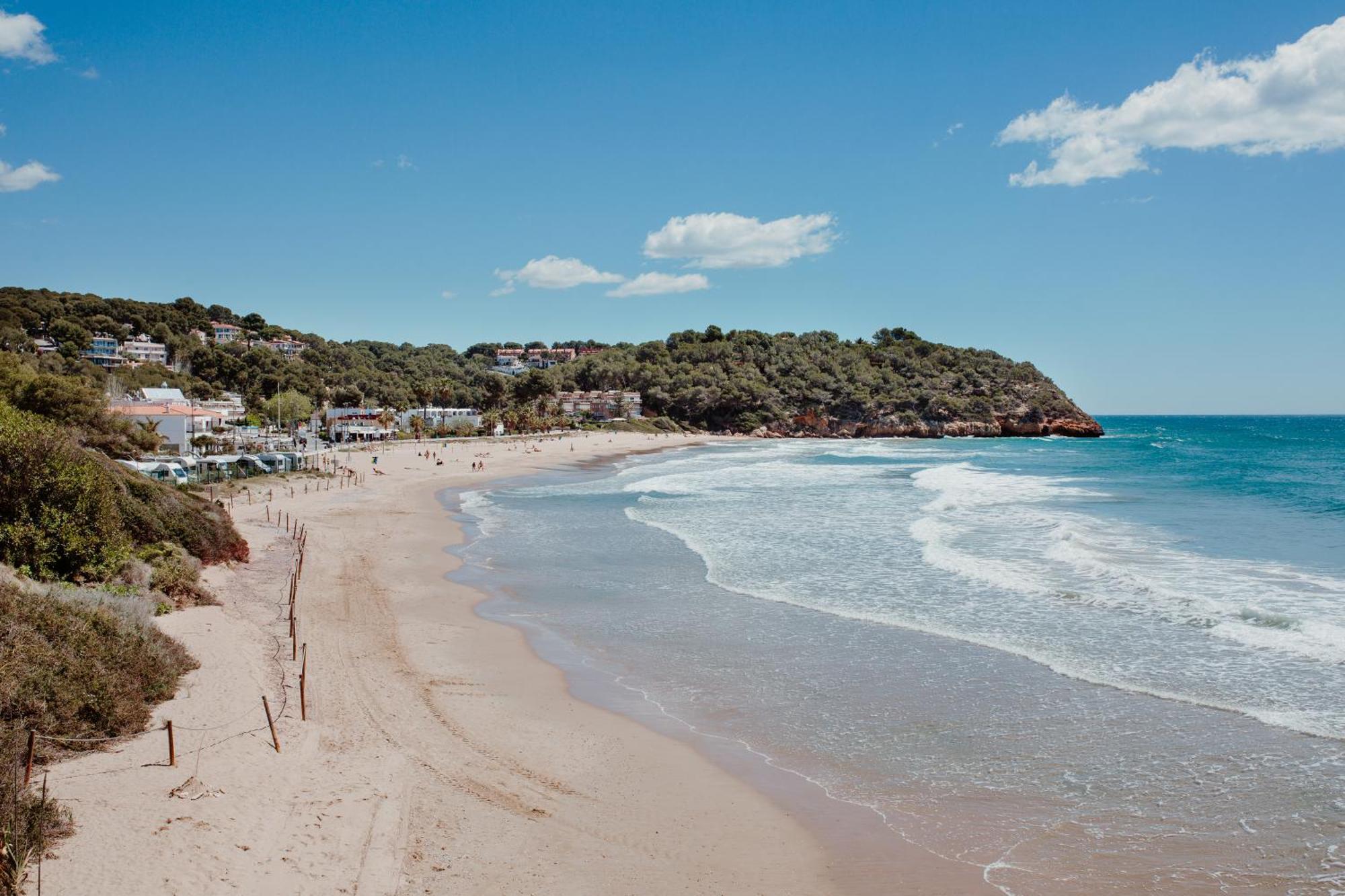 Camping Caledonia Tamarit Bagian luar foto