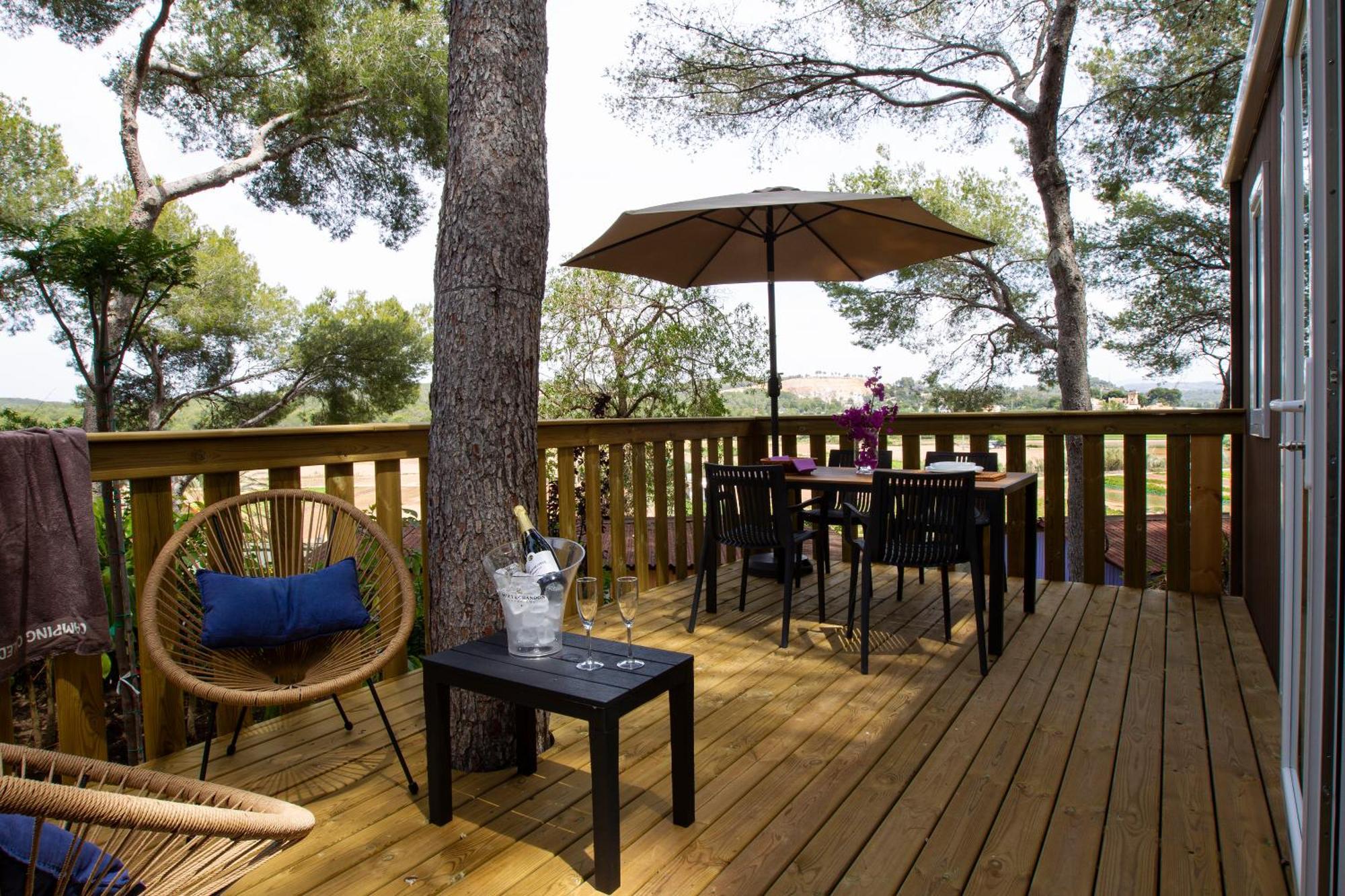 Camping Caledonia Tamarit Bagian luar foto